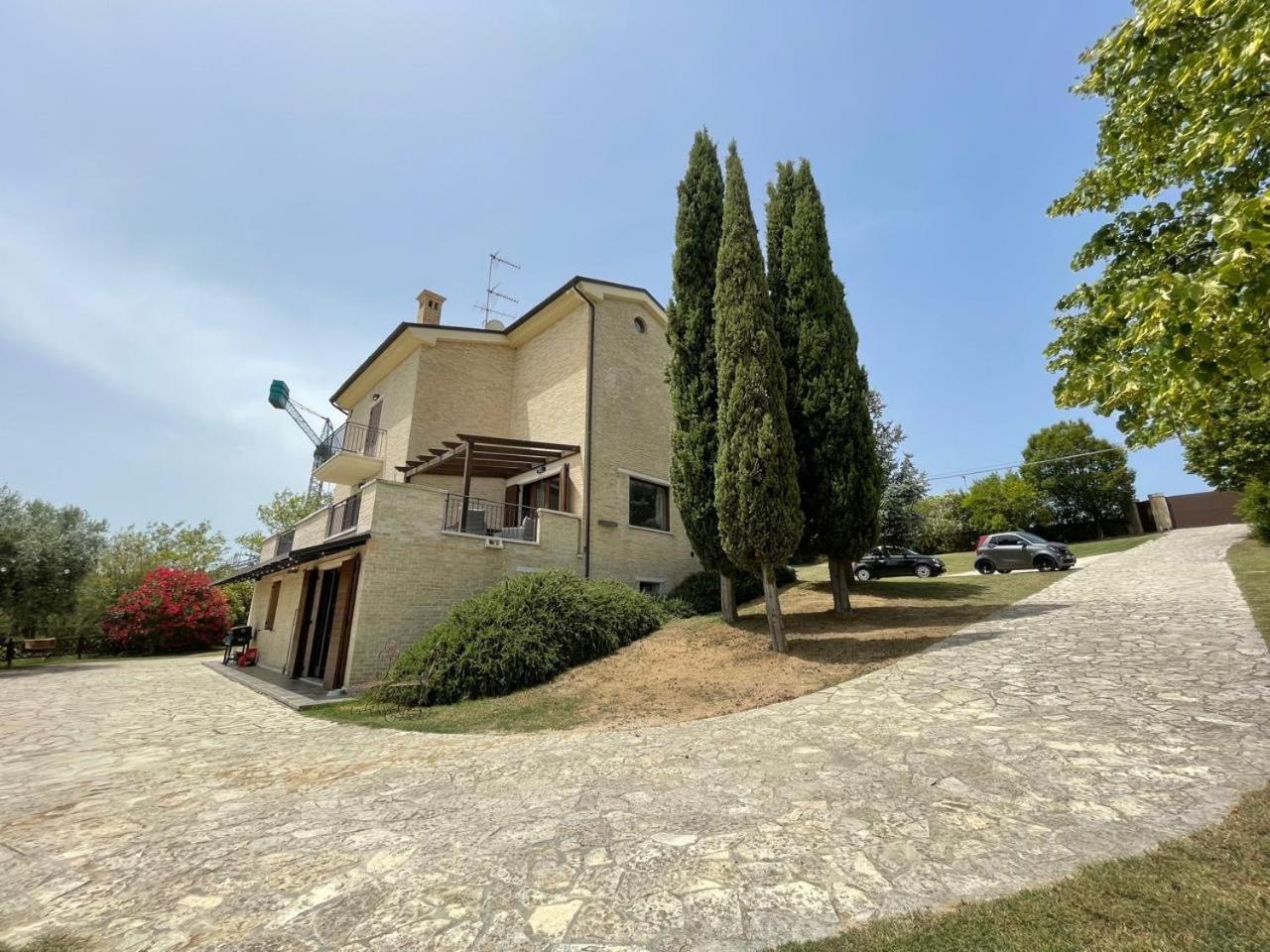 Azzurra Villa