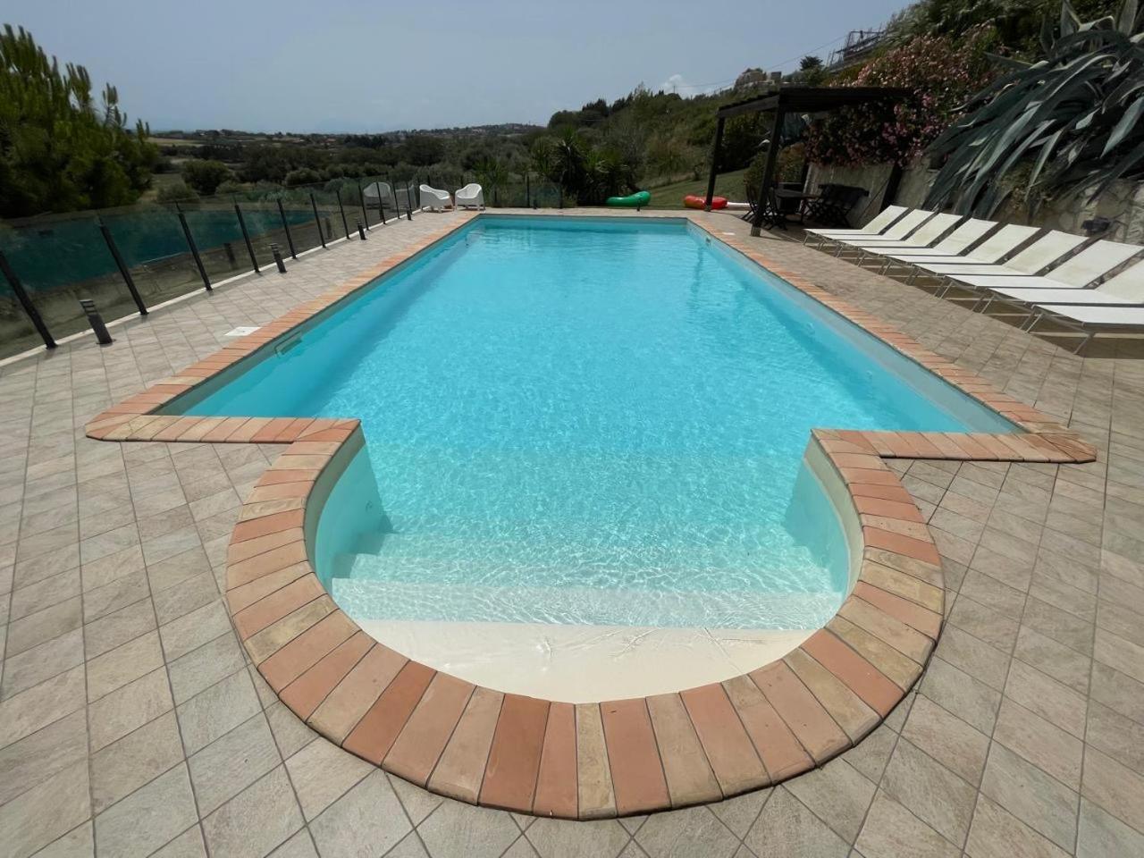 Azzurra *