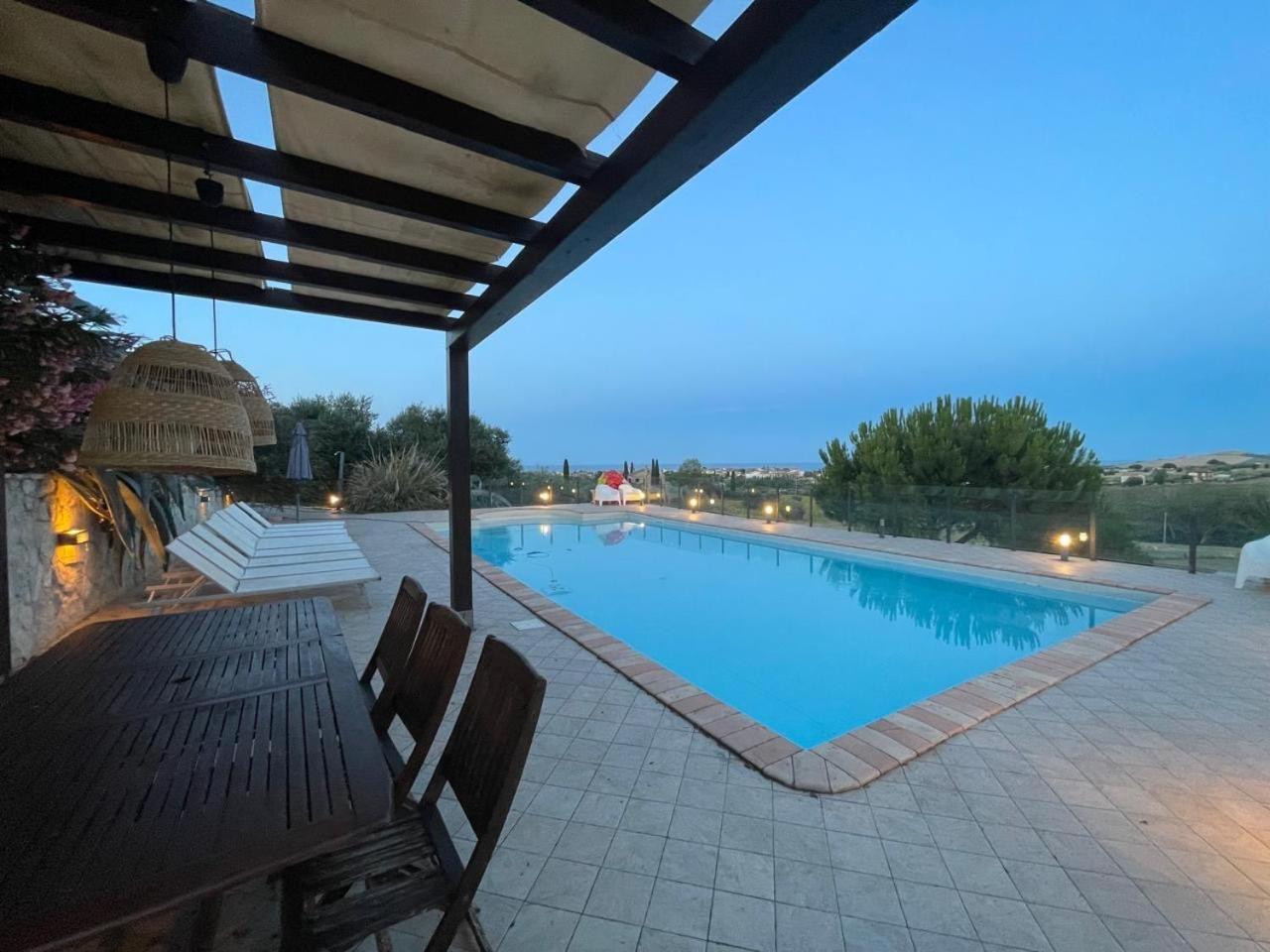 Azzurra Villa *